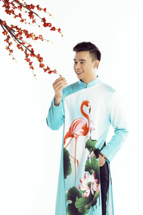 Đầu năm mới, Đ&ocirc;ng H&ugrave;ng kể những dự vị đắng cay của cuộc đời khi ở tuổi thanh xu&acirc;n rực rỡ nhất