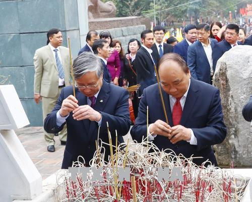 Thủ tướng Nguyễn Xu&acirc;n Ph&uacute;c dự Lễ kỷ niệm 229 năm chiến thắng Ngọc Hồi &ndash; Đống Đa