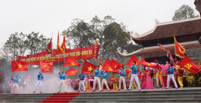 H&igrave;nh ảnh&nbsp;Thủ đ&ocirc; anh h&ugrave;ng ng&agrave;y c&agrave;ng gi&agrave;u đẹp, văn minh, hiện đại cũng xuất hiện ở cuối chương tr&igrave;nh.