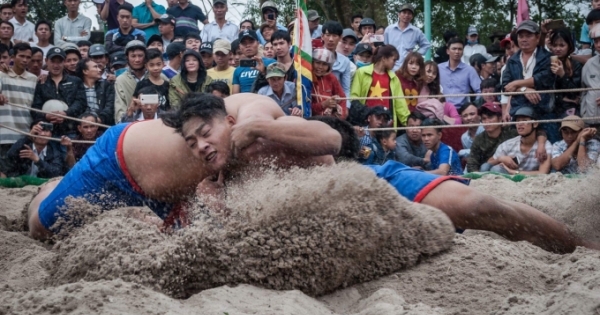 Thừa Thiên Huế: Làng Thủ Lễ tưng bừng khai hội vật truyền thống