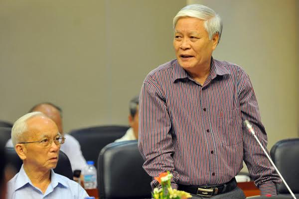 &Ocirc;ng Nguyễn Viết Chức