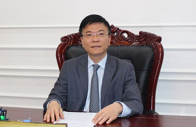 Bộ trưởng Bộ Tư ph&aacute;p L&ecirc; Th&agrave;nh Long.