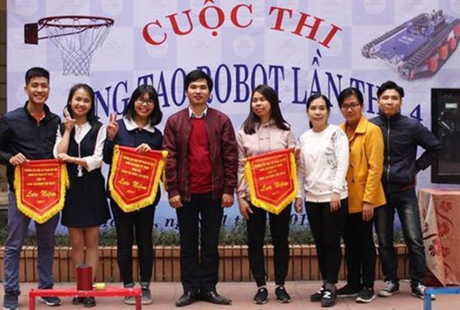 Theo dự thảo, học sinh muốn v&agrave;o ng&agrave;nh sư phạm phải c&oacute; học lực từ kh&aacute;, giỏi trở l&ecirc;n