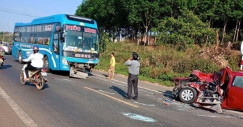 Nhà xe gửi lời xin lỗi hành khách và đăng tải camera hành trình khoảnh khắc va chạm kinh hoàng gây nhiều tranh cãi