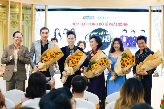 H&atilde;y Nghe T&ocirc;i H&aacute;t m&ugrave;a 3 l&ecirc;n s&oacute;ng với d&agrave;n &ldquo;trai xinh &ndash; g&aacute;i đẹp&rdquo;