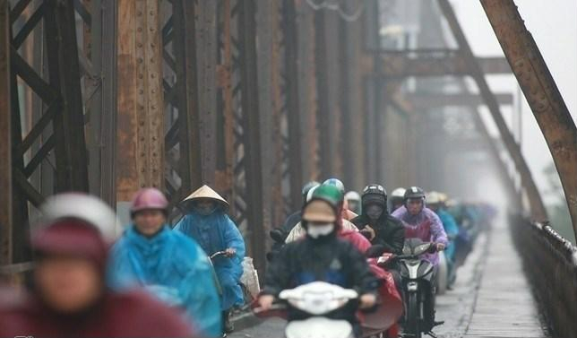 Ph&ograve;ng bệnh cho trẻ khi thời tiết nồm ẩm (Ảnh: Internet)