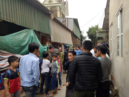 Hiện trường vụ &aacute;n mạng đ&acirc;m chết người h&agrave;ng x&oacute;m.