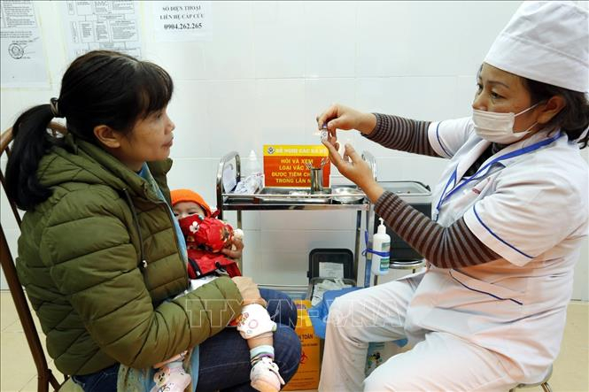 H&agrave; Nội vẫn đảm bảo ti&ecirc;m chủng đầy đủ trong dịp nghỉ Tết Nguy&ecirc;n đ&aacute;n Kỷ Hợi 2019. Ảnh: Dương Ngọc