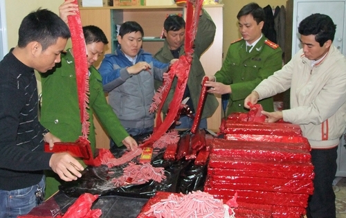 Yêu cầu công an các tỉnh quyết liệt ngăn ngừa đốt pháo đêm Giao thừa