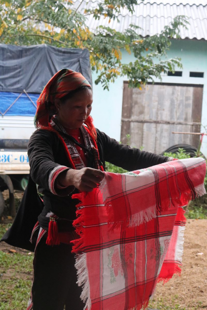 Rực rỡ phi&ecirc;n chợ cuối năm v&ugrave;ng cao H&agrave; Giang