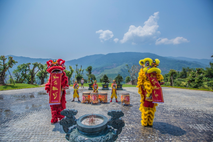 M&uacute;a&nbsp;l&acirc;n&nbsp;trống&nbsp;rồng&nbsp;tại&nbsp;CVSKN&nbsp;N&uacute;i&nbsp;Thần&nbsp;T&agrave;i- Đ&agrave; Nẵng.