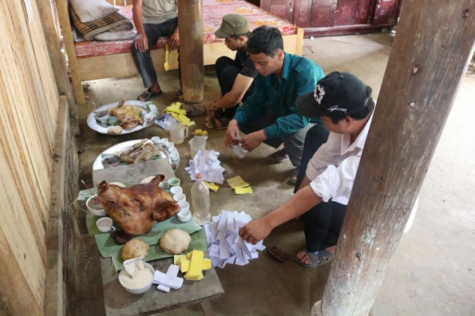 'Mục sở thị' phong tục Tết của người Dao quần chẹt