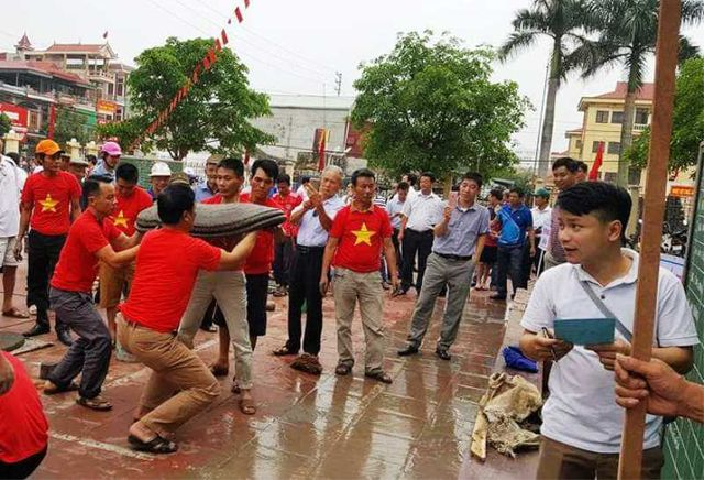 Để c&oacute; được giải cao đ&ograve;i hỏi c&aacute;c kh&acirc;u l&agrave;m đất, l&agrave;m ph&aacute;o, người quăng phải đạt được sự thuần thục, ho&agrave;n hảo.