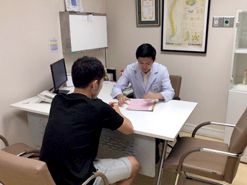 Xu&acirc;n Trường vượt qua kiểm tra y tế ở Th&aacute;i Lan, chuẩn bị ra mắt đồng đội ở Buriram United