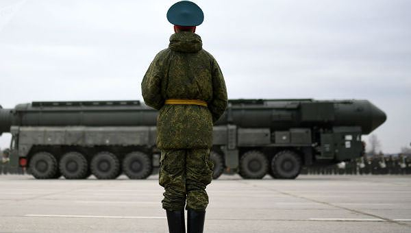 Hệ thống t&ecirc;n lửa đạn đạo Yars.