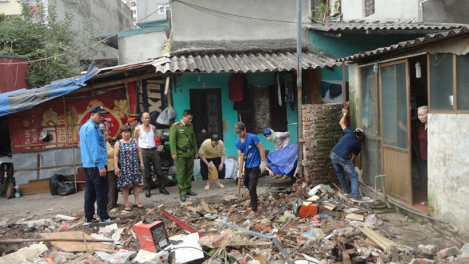 Ho&agrave;n th&agrave;nh xuất sắc giải tỏa mặt bằng UBND phường Trương Định được đề xuất khen thưởng đột xuất.
