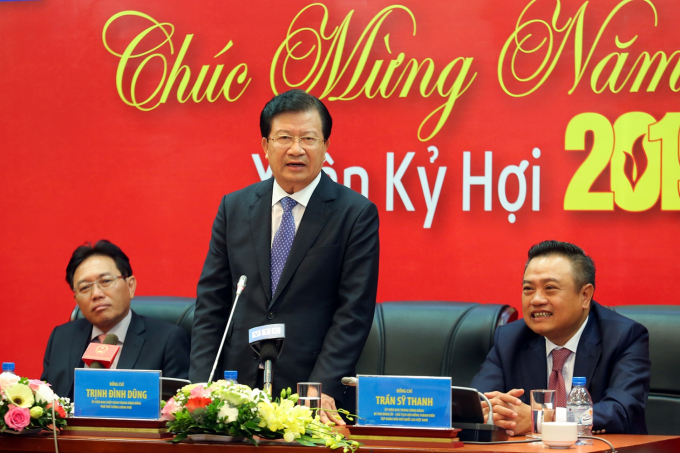 Ph&oacute; Thủ tướng Trịnh Đ&igrave;nh Dũng ch&uacute;c mừng năm mới Tập đo&agrave;n Dầu kh&iacute; Việt Nam.&nbsp;(Ảnh: PetroTimes)