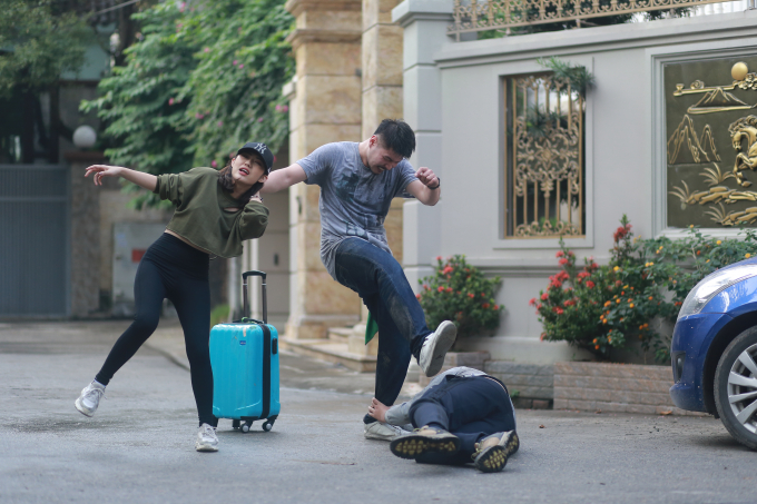 Trang Cherry phải độn ngực khi quay phim &lsquo;500 nhịp y&ecirc;u&rsquo;