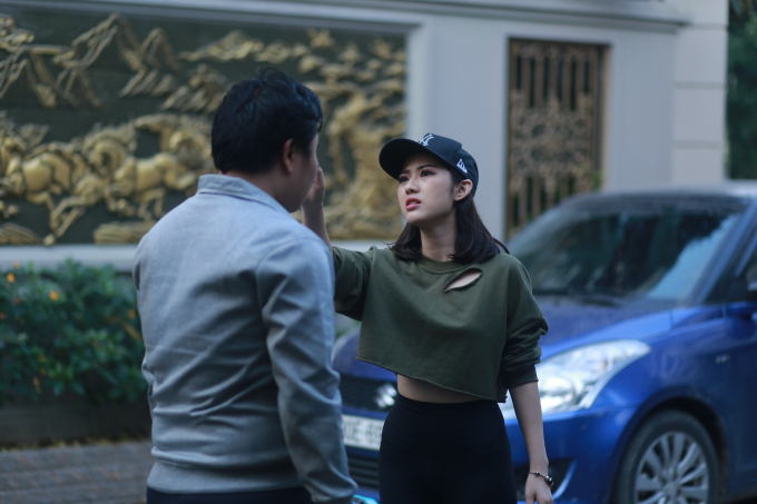 Trang Cherry phải độn ngực khi quay phim &lsquo;500 nhịp y&ecirc;u&rsquo;