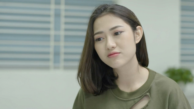 Trang Cherry phải độn ngực khi quay phim &lsquo;500 nhịp y&ecirc;u&rsquo;