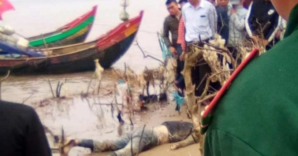 Thanh Hóa: Bàng hoàng phát hiện thi thể nữ giới trôi dạt vào bờ biển