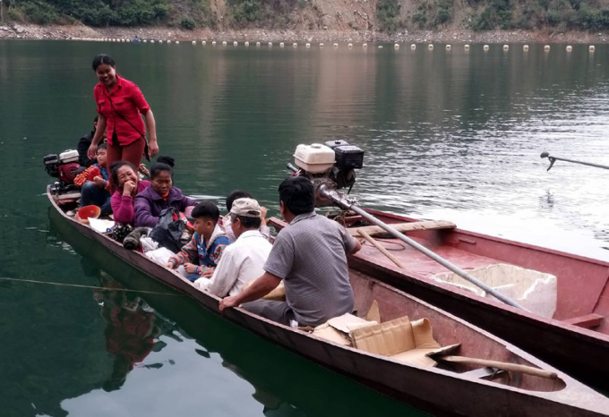 Nghệ An: Nguy r&igrave;nh rập tr&ecirc;n những chuyến đ&ograve; kh&ocirc;ng c&oacute; phao cứu sinh