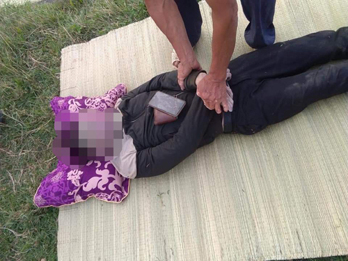 Thi thể nam thanh ni&ecirc;n được người d&acirc;n ph&aacute;t hiện khi tr&ocirc;i tr&ecirc;n s&ocirc;ng ở Nghệ An.