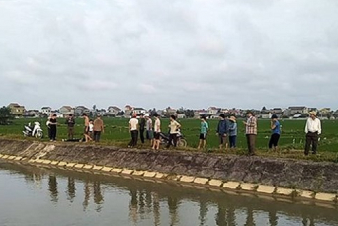 Nơi ph&aacute;t hiện thi thể người đ&agrave;n &ocirc;ng.