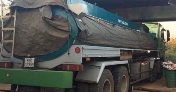Phát hiện xe bồn chở hàng ngàn lít xăng không rõ nguồn gốc