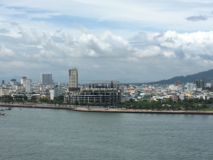 Đ&agrave; Nẵng tiến h&agrave;nh nhiều ch&iacute;nh s&aacute;ch thu h&uacute;t vốn đầu tư trong&nbsp;v&agrave; ngo&agrave;i nước.