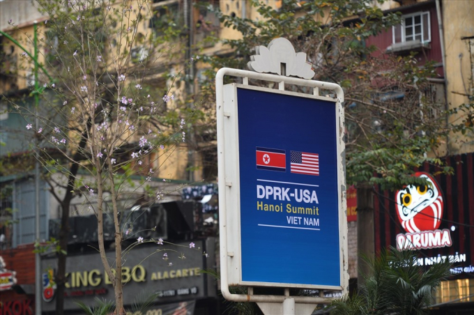 H&agrave; Nội trang ho&agrave;ng đường phố ch&agrave;o đ&oacute;n hội nghị thượng đỉnh Mỹ - Triều