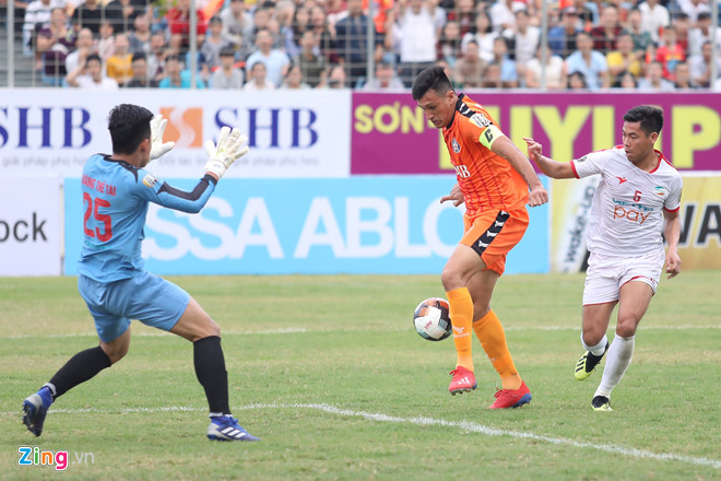 SHB Đ&agrave; Nẵng bản lĩnh hơn hẳn đối thủ. (Ảnh: Kiệt Trần - Zing).