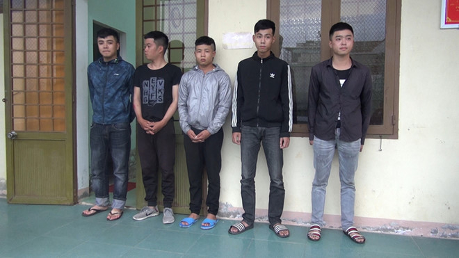 Một nh&oacute;m 't&iacute;n dụng đen' bị C&ocirc;ng an H.Nghĩa H&agrave;nh, Quảng Ng&atilde;i bắt giữ.