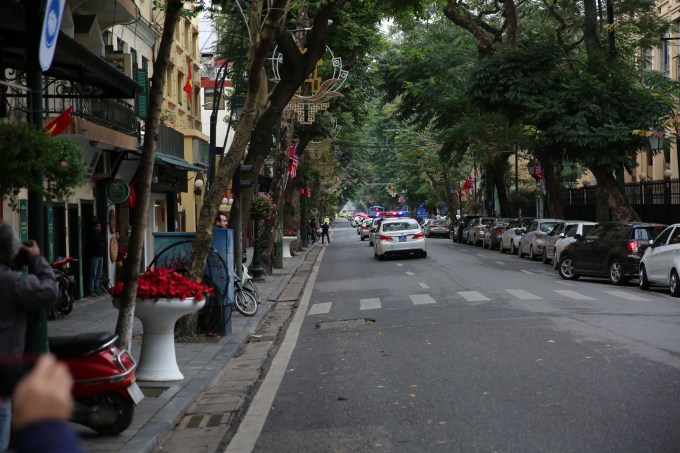 &nbsp;Rẽ về Tr&agrave;ng Thi ra Nguyễn Th&aacute;i Học - Kim M&atilde;...