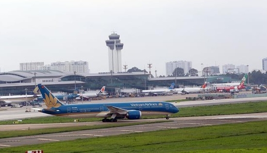 Bộ Giao thông "thúc" tiến độ, ACV vẫn "đủng đỉnh" mở rộng sân bay Tân Sơn Nhất?