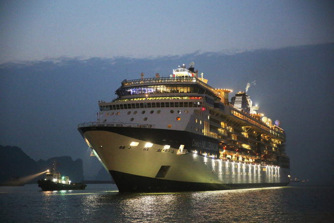 Quảng Ninh đ&atilde; c&oacute; s&acirc;n bay quốc tế đẳng cấp, cảng t&agrave;u kh&aacute;ch chuy&ecirc;n biệt nhờ huy động vốn tư nh&acirc;n