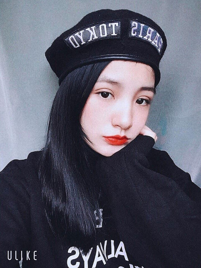 C&ocirc; hiện đang l&agrave; sinh vi&ecirc;n năm nhất trường CĐSP Lạng Sơn.