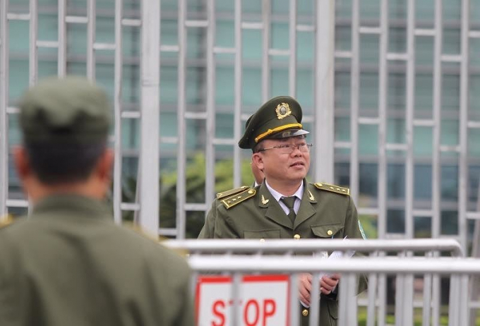 S&acirc;n bay Nội B&agrave;i trước giờ đ&oacute;n Tổng thống Donald Trump