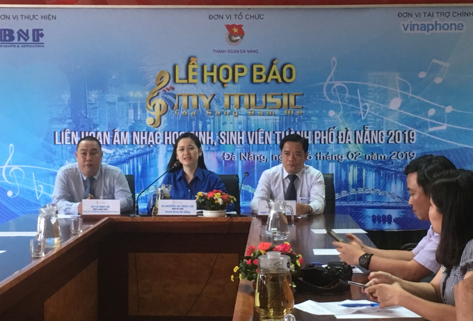 Li&ecirc;n hoan &acirc;m nhạc tổ chức đ&uacute;ng đợt kỷ niệm 88 năm thanh lập Đo&agrave;n TNCS Hồ Ch&iacute; Minh.