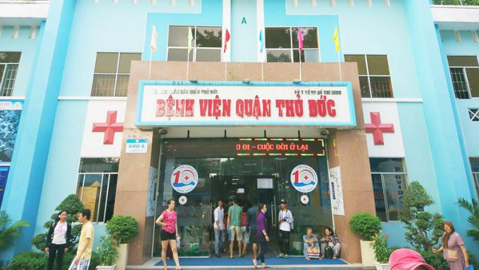 Bệnh viện quận, huyện sẽ được chuyển giao cho Sở Y tế quản l&yacute; nhằm n&acirc;ng cao hiệu quả kh&aacute;m, chữa bệnh.