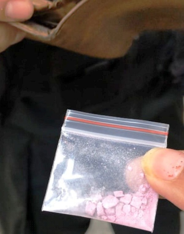 Cơ quan chức năng xác định túi ni lông Lâm mang theo là ma túy.