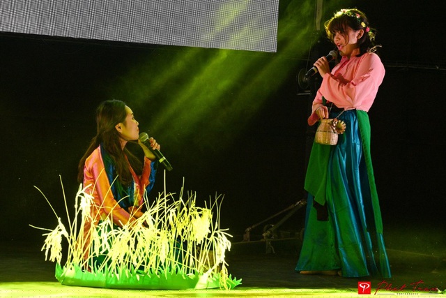 Vở kịch Tấm Cám vô cùng hài hước nhưng cũng không kém phần ý nghĩa