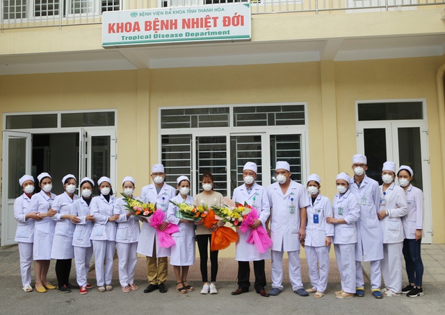 Như vậy, sau TP Hồ Chí Minh, Thanh Hóa là tỉnh thứ 2 trong cả nước và là bệnh viện tuyến địa phương đầu tiên chữa thành công cho bệnh nhân nhiễm virus Corona.