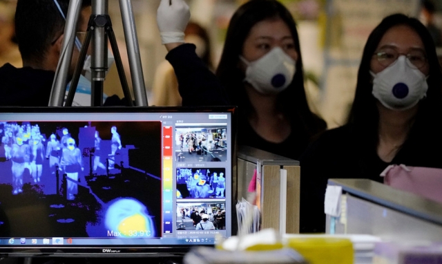 TQ: Số người chết vì virus Corona tăng lên 426, gần 20.000 người nhiễm bệnh