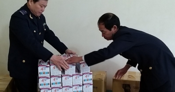 Cao Bằng: Đang bốc khẩu trang sang bên kia biên giới thì bị bắt giữ