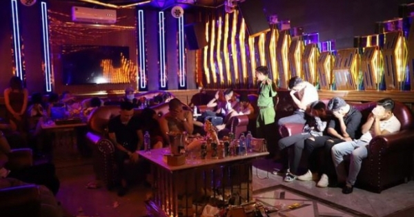 Đắk Nông: Đột kích quán karaoke phát hiện 25 "dân chơi" sử dụng ma túy