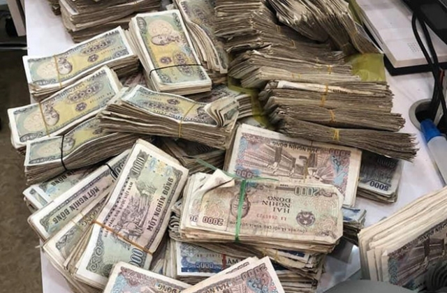 Đưa tiền mới vào lưu thông và cách ly tiền cũ phòng lây nhiễm dịch Corona