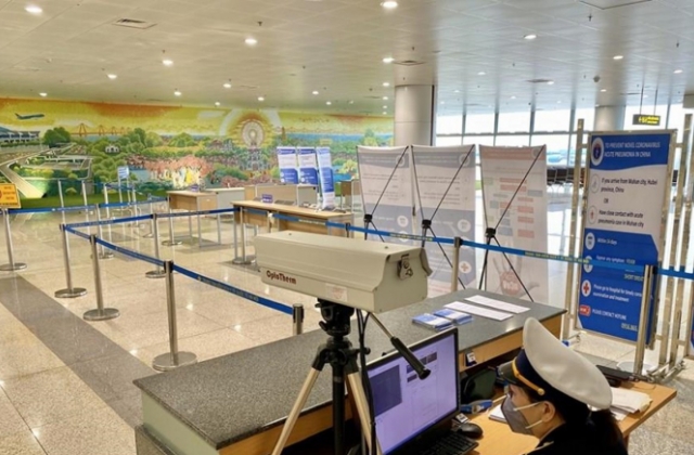 Hàng không đề phòng nguy cơ lây nhiễm dịch virus corona ra sao?