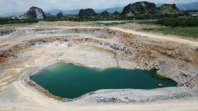 976c58f8bb825cdc0593-1566755968-width2048height1152