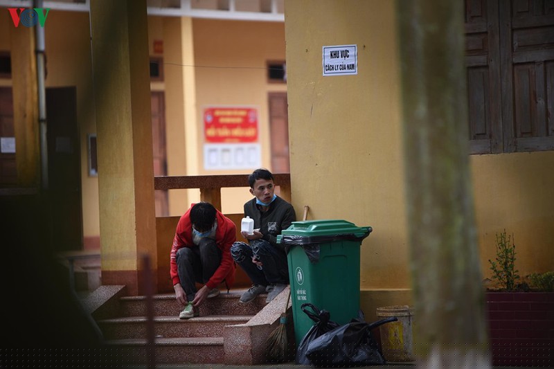 can canh khu cach ly hon 400 nguoi tu trung quoc tro ve o lang son hinh 10